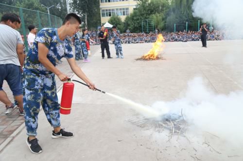 消防"四宝"应该放在相对安全,易