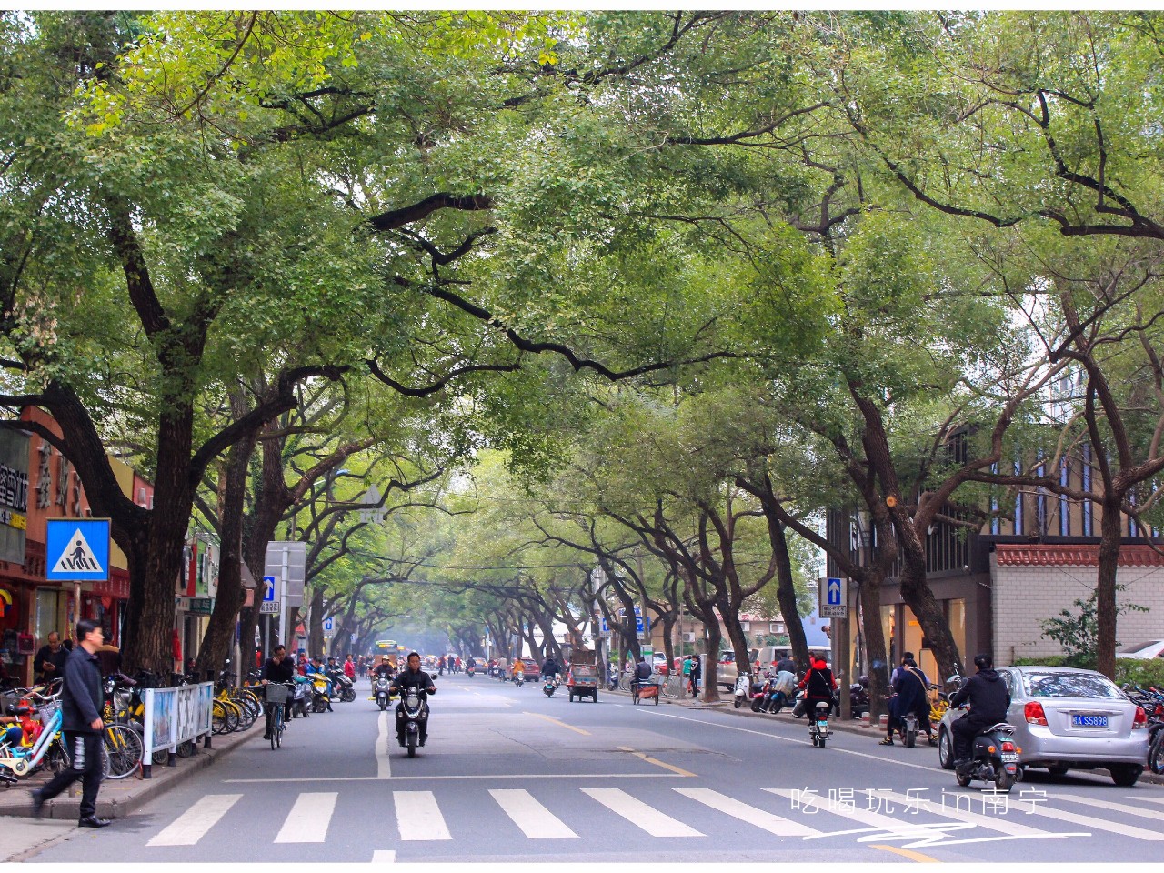 这些深藏于建政路巷内的老字号美食,没有南宁"土著"带路,根本找不到!