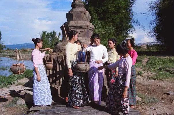 青春祭简谱_青春舞曲简谱