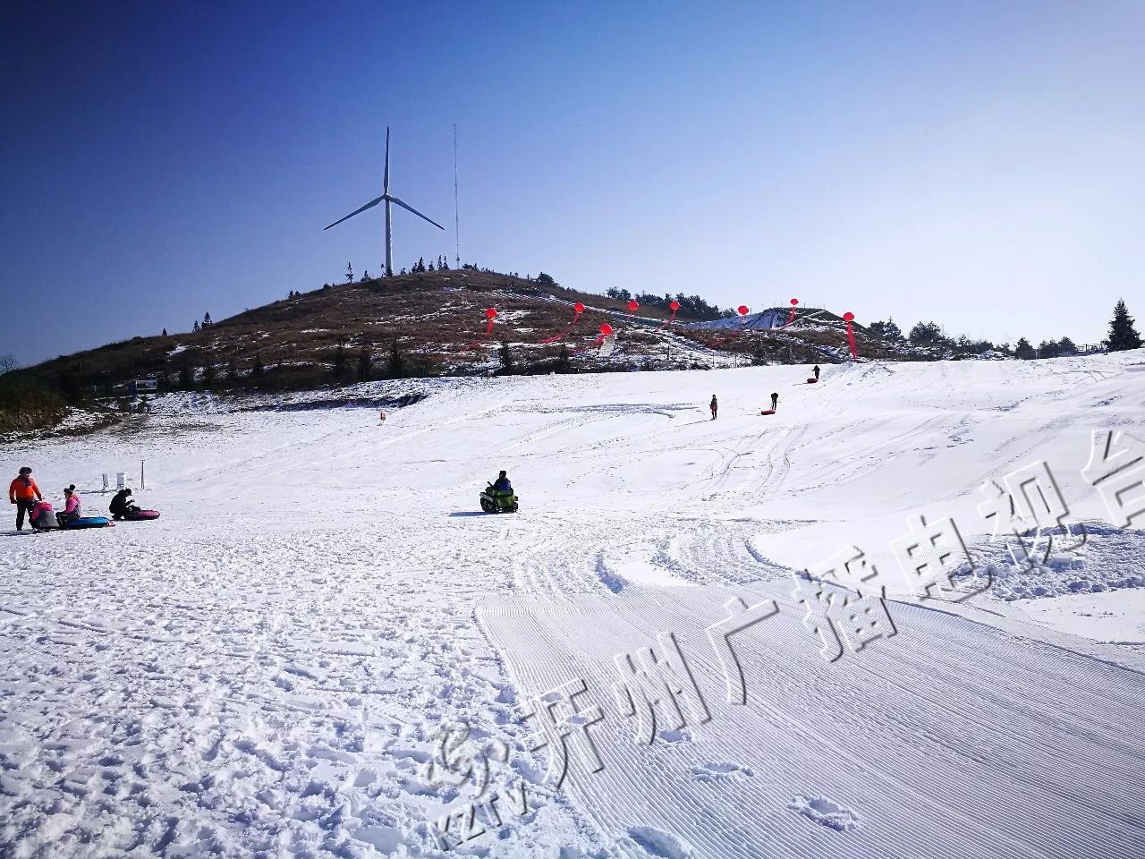 走到云阳龙缸滑雪去让你周末乐翻天