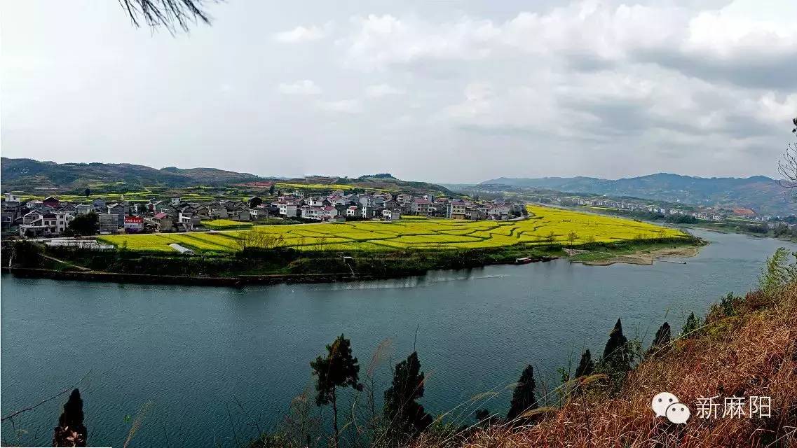 1月12日 在麻阳兰里镇所住村的村级文化活动中心 来自麻阳县民间文艺