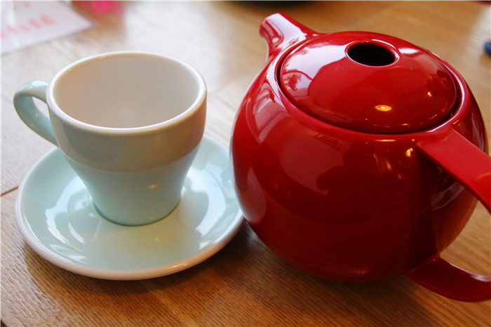 来一杯咖啡或红茶,岁月静好,慢慢度过这悠闲的时光