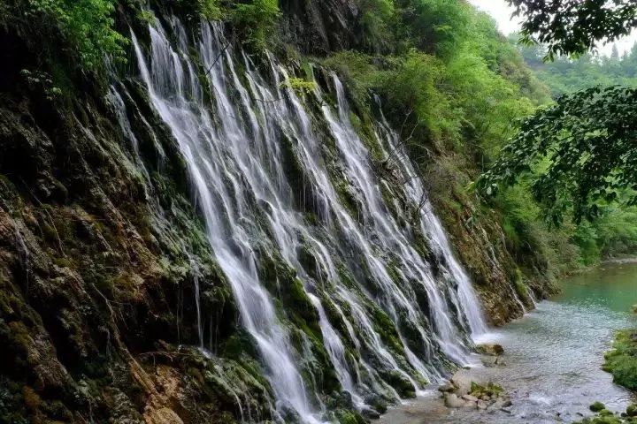 旅游 正文  石泉县雁山水利风景区 家门口就有美爆的"梦里水乡" 源自