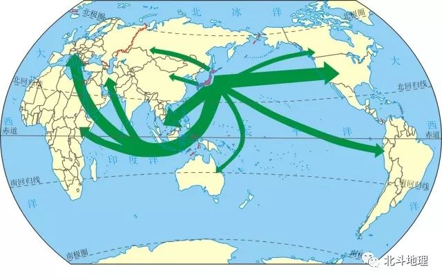 日本主要工业产品的输出地日本进口的主要工业原料所占百分比日本主要