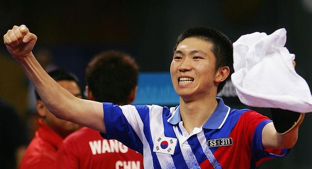 柳承敏出生于1982年8月,让中国人彻底知道他的,是在2004年雅典奥运会