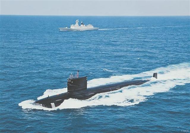 日本抗议核潜艇进入钓鱼岛海域，中方霸气回应抗议无效