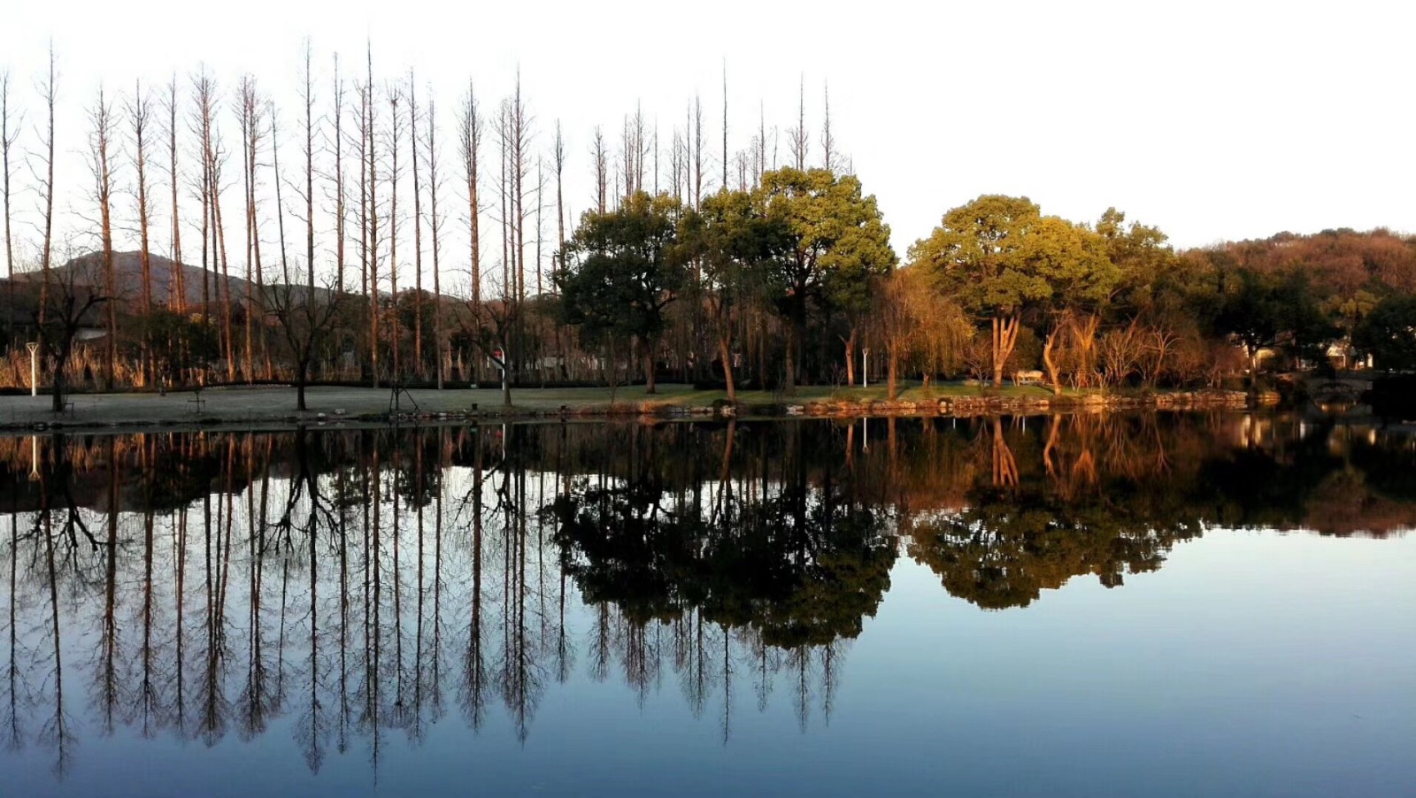 a warm encounter with the west lake