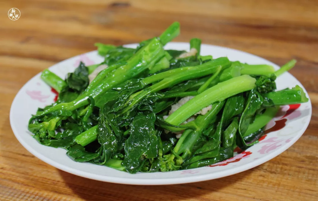 潮州人极度宠爱的家常菜遵循天然食材之道清炒最能吃出芥兰菜的原汁
