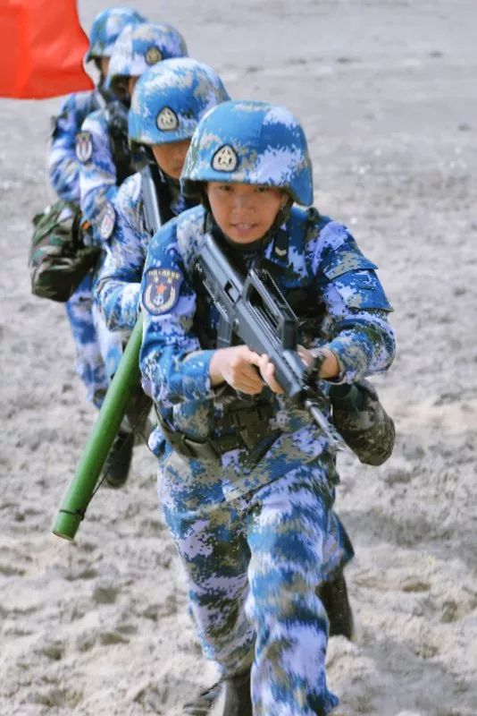 北大才女,海军陆战队员,亚丁湾护航…… 山西女孩宋玺