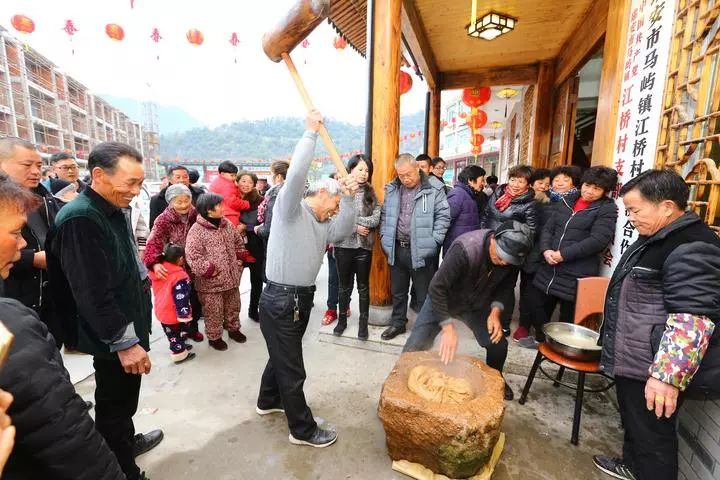 瑞安这个村的"村晚"搞大了!现场超热闹(组图)