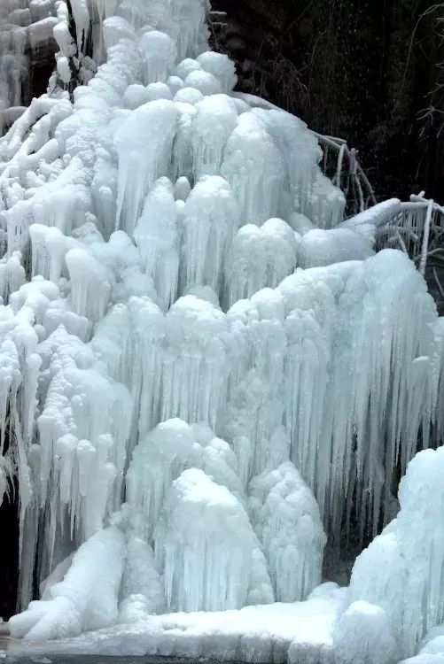 九里沟茱萸河冰瀑节大型特惠活动一一冰雪奇观视觉盛宴元月20号或21号