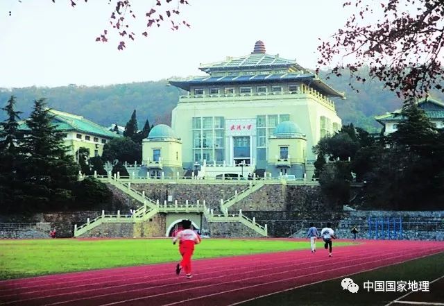 寻找中国最美的大学,回忆那无问西东的岁月