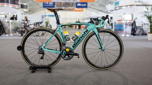 车手战车:本内特的加速器bianchi oltre xr4