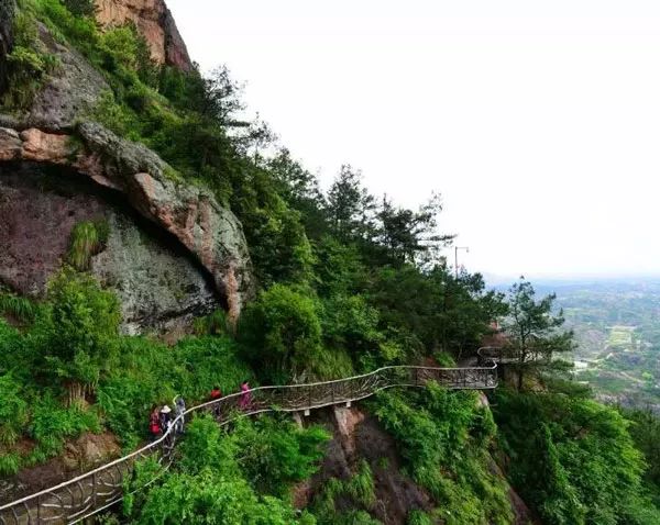 岳阳旅游景点推荐,平江石牛寨暖冬之旅游玩攻略