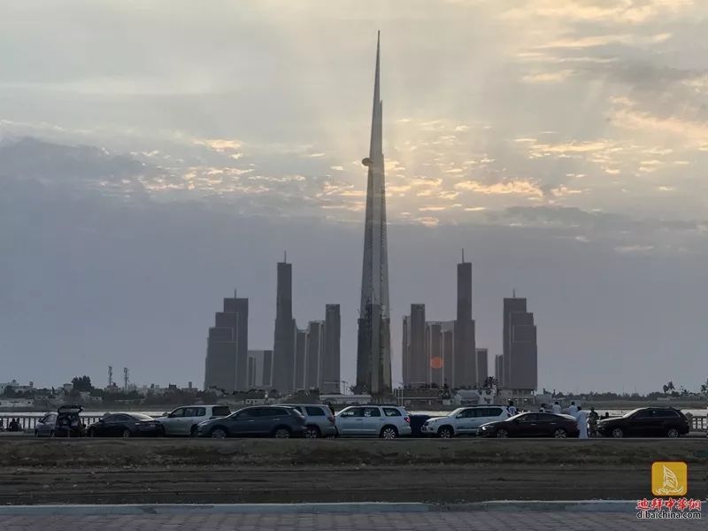 迪拜生活世界最高楼之争沙特吉达塔pk迪拜云溪塔