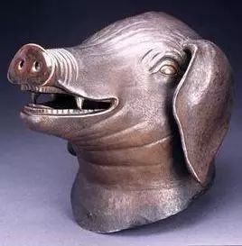 圆明园12生肖兽首铜像中的猪首