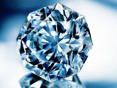 蓝色火焰切工:属于新一代钻石的璀璨!