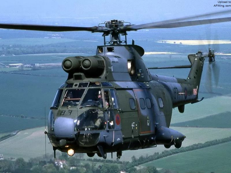 sa330"美洲狮"直升机