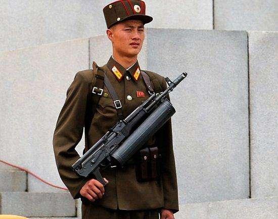朝鲜奇葩步枪的灵感来源 ak步枪已经被改的面目全非