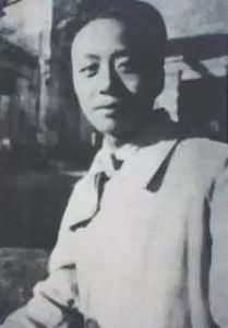 周末读诗040期 艾青(1910-1996,原名蒋海澄,浙江金华人.