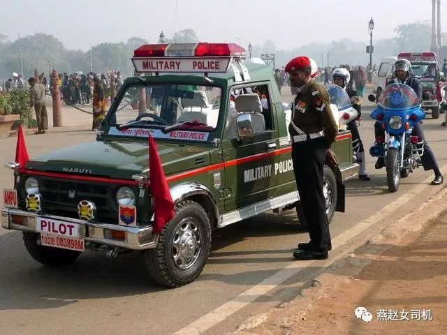 世界各国警车大盘点,兰博基尼成警车供应商,中国警察也用跑车?