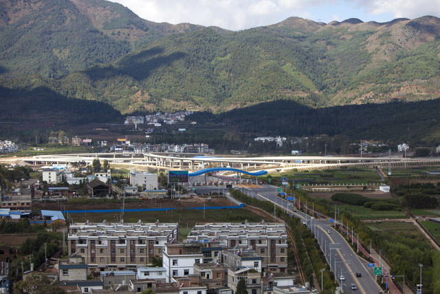 澄江市龙街街道办事处人口_黄岩澄江街道地图(3)