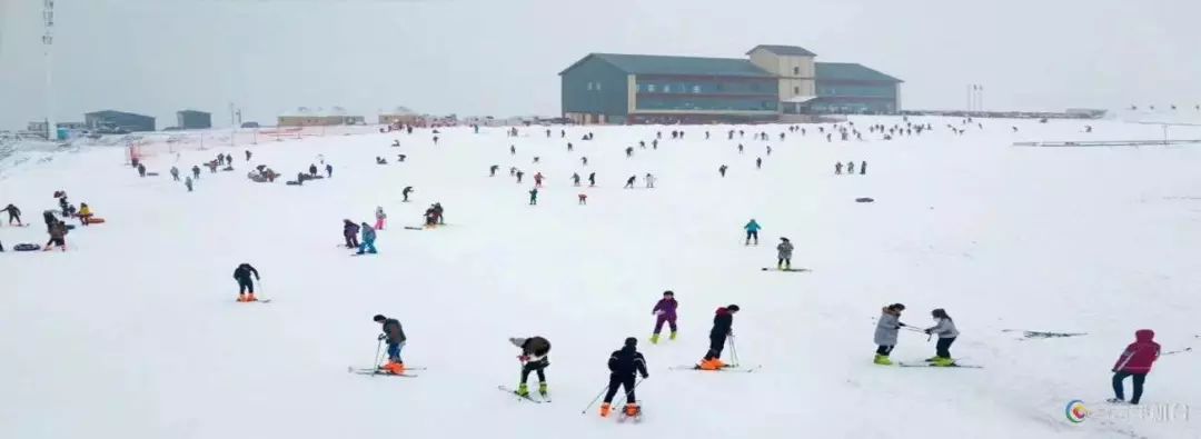 冬季嗨起来!就去昌吉努尔加国际滑雪场