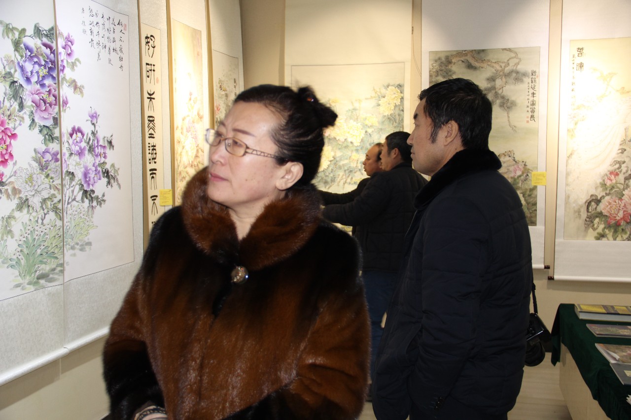 迎新春女画家魏敏师生画展暨开发区美协女画家委员会