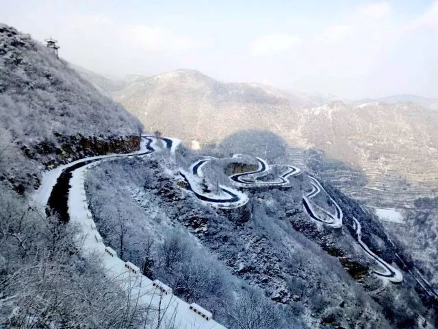 雪后,词画仰天山