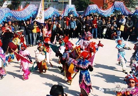 郎溪县定埠民俗文化村的小马灯（二）