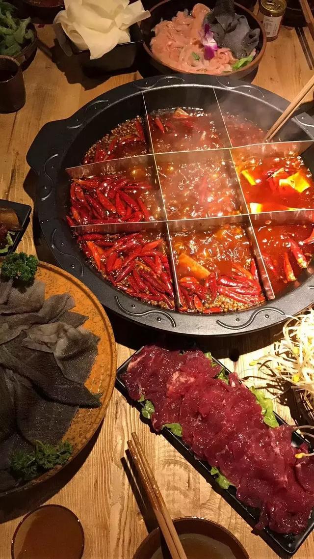 韩国人能天天吃泡菜,在重庆,什么都能成为吃火