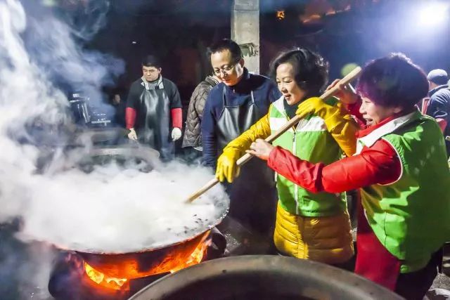 丹城多少人口_东汇城超市人口图片(2)