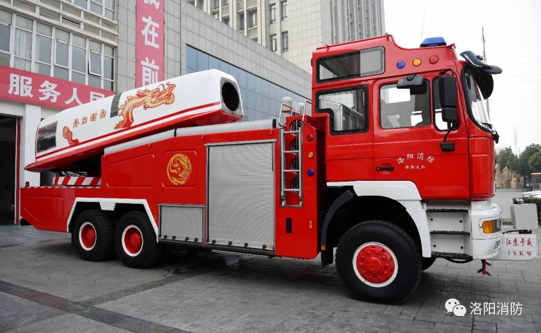灭火能力最强:涡喷消防车
