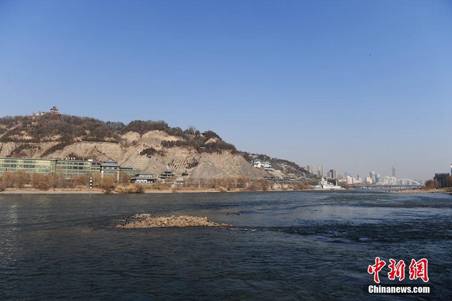 枯水期黄河兰州段"河水似海"