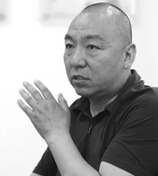 潘召南四川美术学院设计艺术学院副院长邱春瑞台湾大易国际设计事业