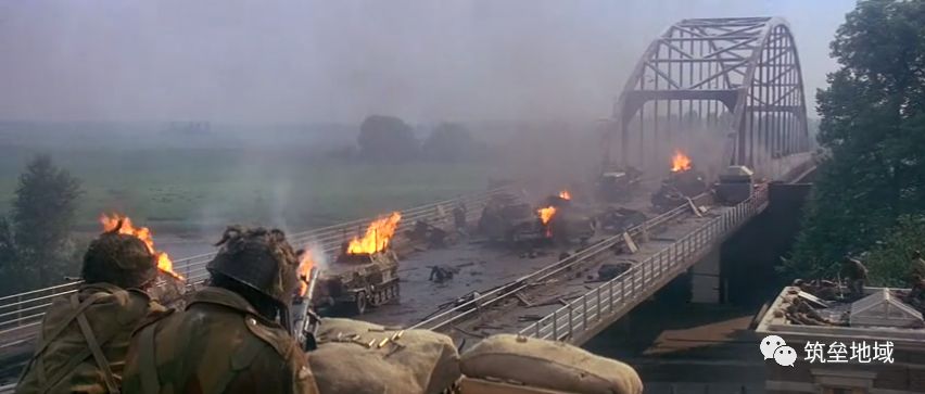 刚被颁发骑士铁十字勋章就战死了电影遥远的桥的德军指挥官原型