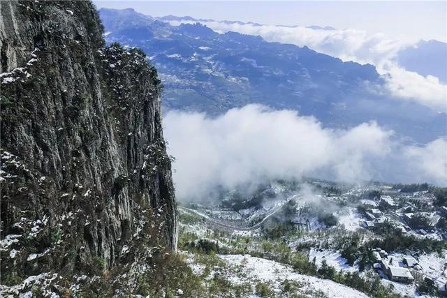 恩施大峡谷在下雪,母亲在等你