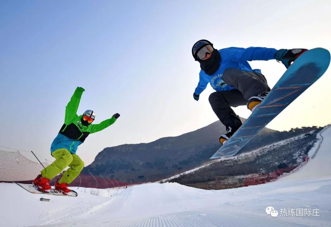 冬运技巧︱如何确保滑雪安全？专家说要做到这些谈球吧体育(图1)