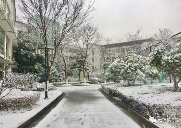 无锡市育英实验小学