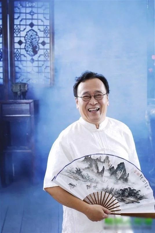 中式烹饪高级技师 桂林电视台《板路》节目 主持人老胡亲临现场主持