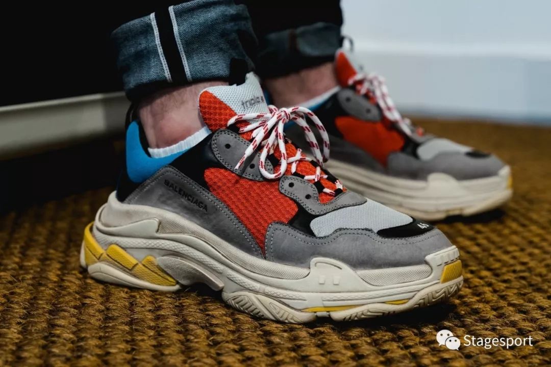 balenciaga 官方证实目前 triple s 系列鞋款为「中国