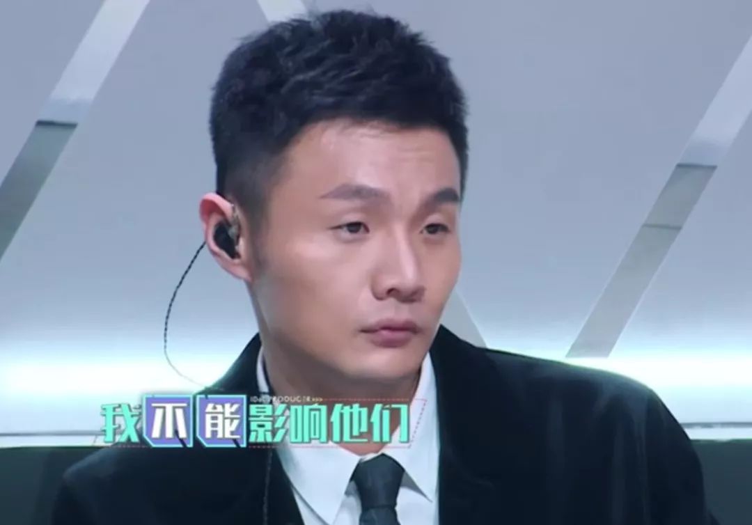 李荣浩这个家伙,才是我看《偶像练习生》的唯一理由!