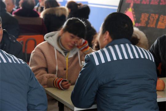 河南省新乡市监狱举行新年首次亲情帮教活动