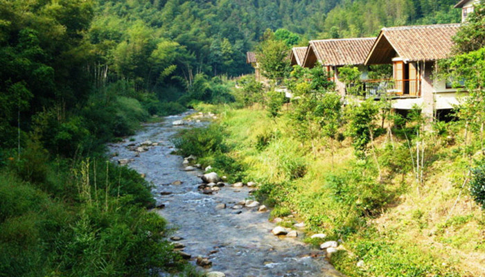 京珠高速)-钟落潭(新广从公路)-从化-灌村-南昆山 深圳出发: 途径1