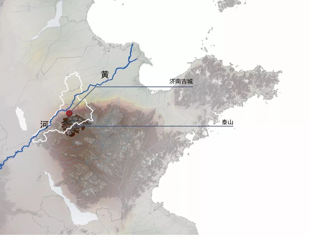 济南地处泰山和黄河的交接处,是泰山与水道(古济水,古大清河,今黄河)