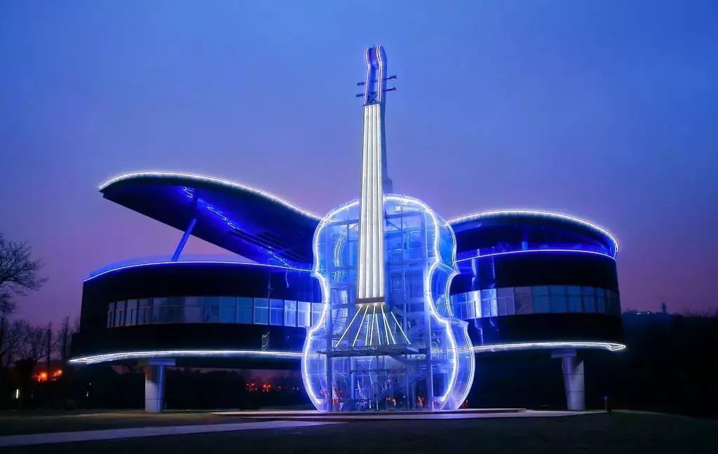 中国10大最美现代建筑,如果你去这个城市玩一定不要错过!
