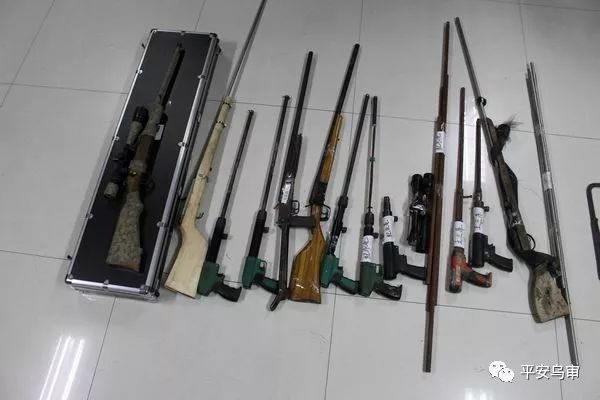 鄂尔多斯警方破获跨省涉枪案 缴获17支枪 猎枪散弹10252颗
