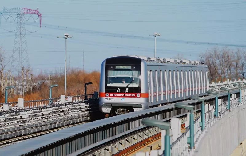燕房线正式投入载客运营 引领中国地铁驶向全自动时代