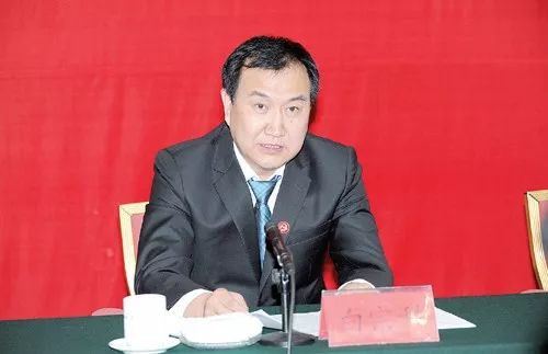 发布人:省住房和城乡建设厅副厅长白宗科危房改造提升农牧民生活质量