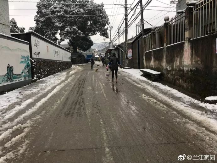 余姚多地遭雪景暴击,美哭网友!而你更需要注意的是.